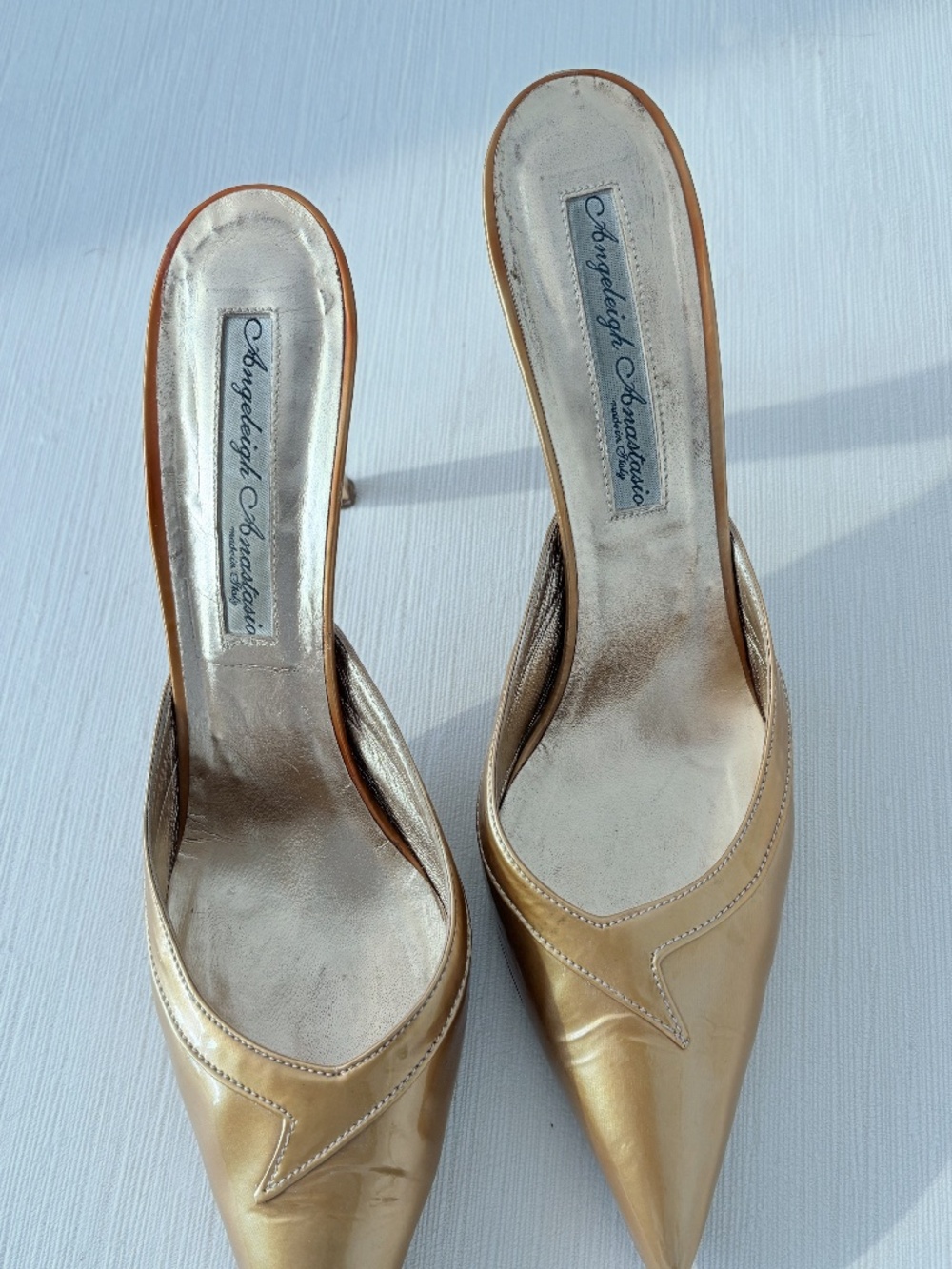 Vintage Angeleigh Anastasio Y2K Metallic Gold Mules EU 38